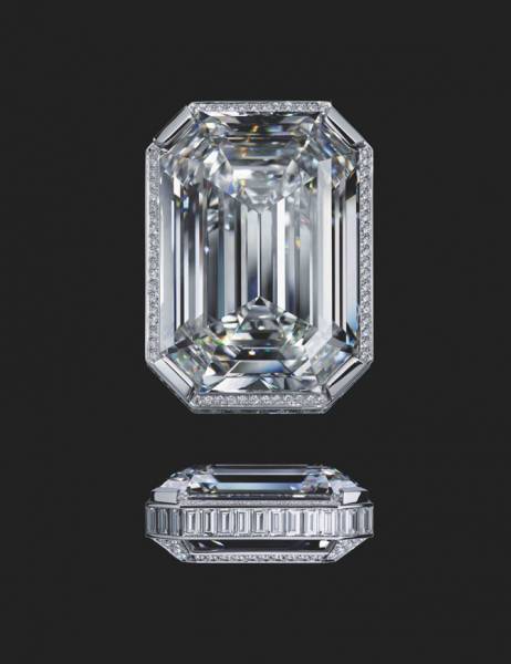Chanel создал ожерелье с бриллиантом 55,55 карат в честь аромата No5