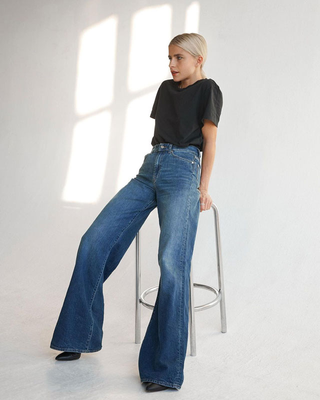 Эти 5 моделей джинсов станут большой тенденцией весною 2022, а эти лучше убрать в шкаф