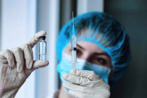Сроки действия иммунитета после вакцинации от COVID-19: нужно ли делать повторные прививки