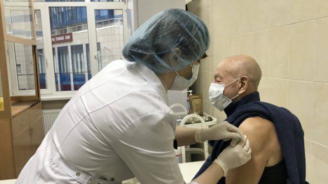 В Москве началась вакцинация добровольцев вакциной «Спутник Лайт»