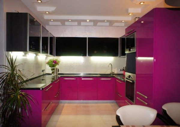 Розовая кухня: дизайн интерьера, 88 фото идей