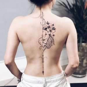Черно-белые татуировки для девушек: вдохновляющие идеи