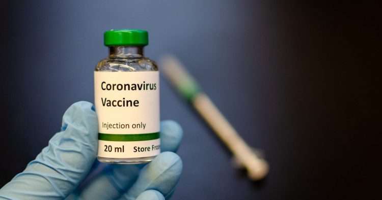 У добровольцев, привитых австралийской вакциной, выявлены положительные тесты на ВИЧ: разработка вакцины остановлена