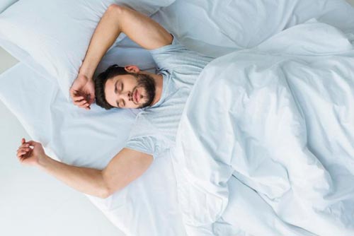 6 причин, почему стоит спать на спине