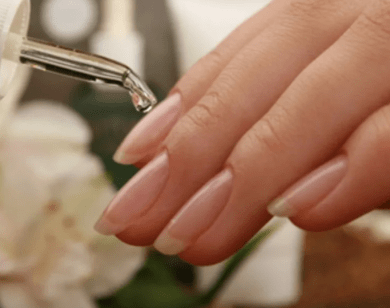 Как правильно ухаживать за ногтями с помощью хорошего маникюра